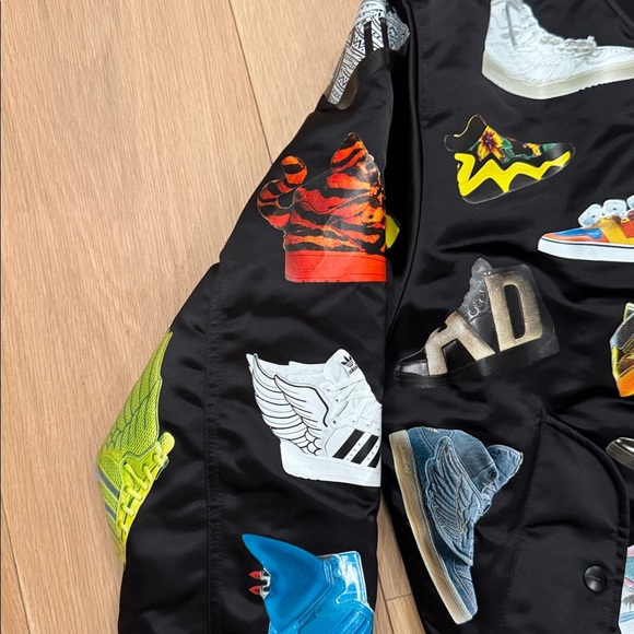 Adidas Jeremy Scott rare new sneaker print jacket never worn - Picture 5 of 7